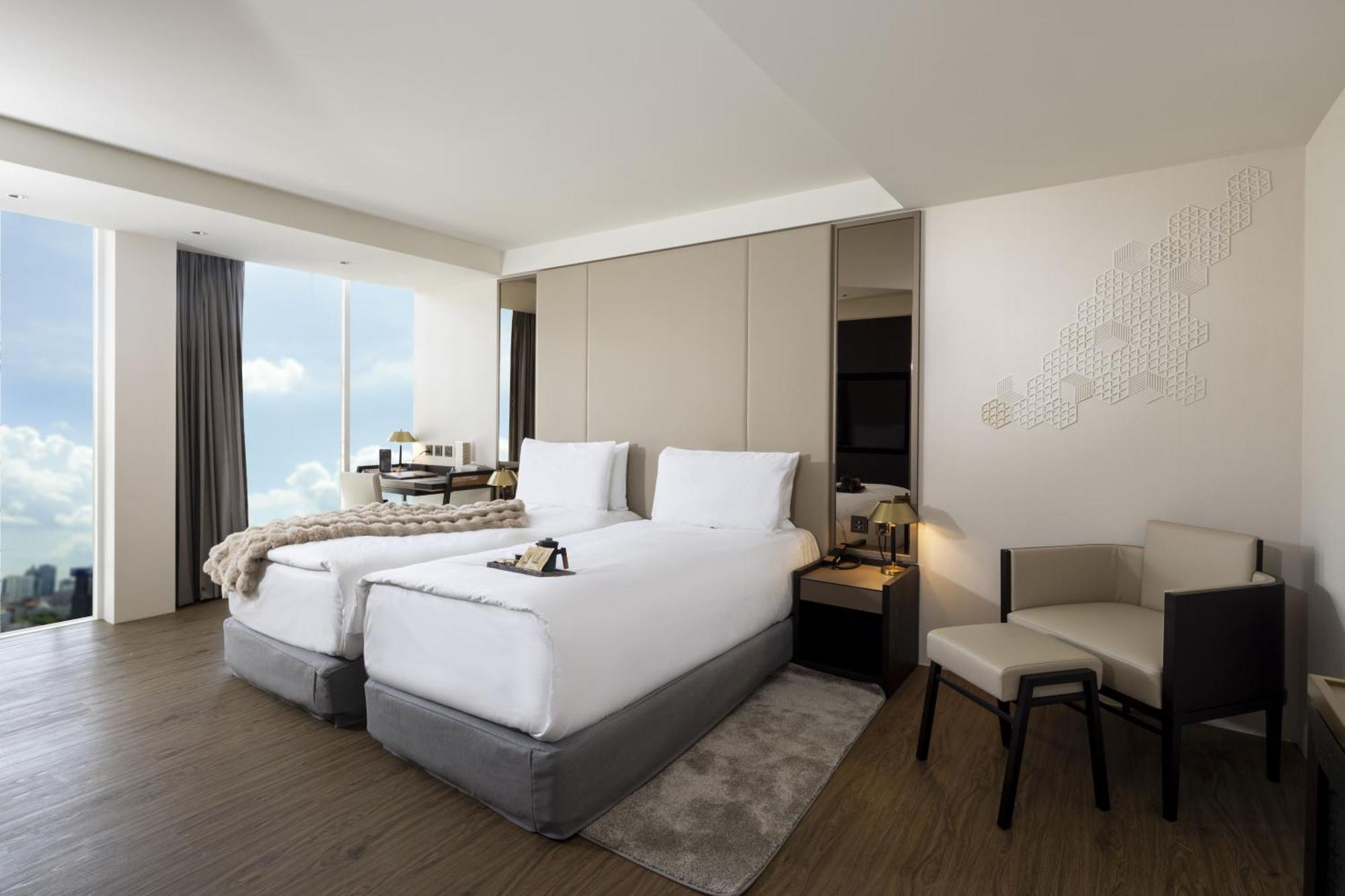 Voyage Kaohsiung By Cosmos Oasis Hotel Buitenkant foto